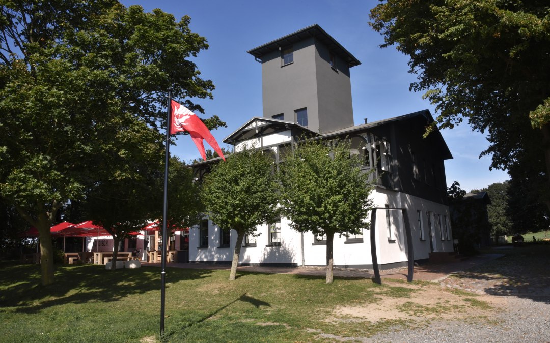 Buitenaanzicht van de Störtebeker distilleerderij, © Störtebeker Brennerei GmbH