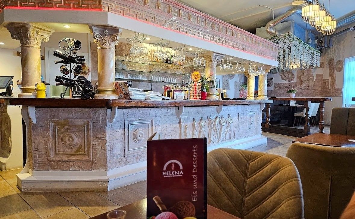 Helena_Foto_5, © Arber Vorfi Helena_Foto_5, © Arber Vorfi