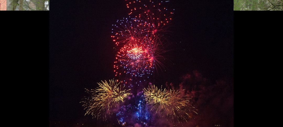 Fireworks over the water, © Soulfire Feuerwerke Shows