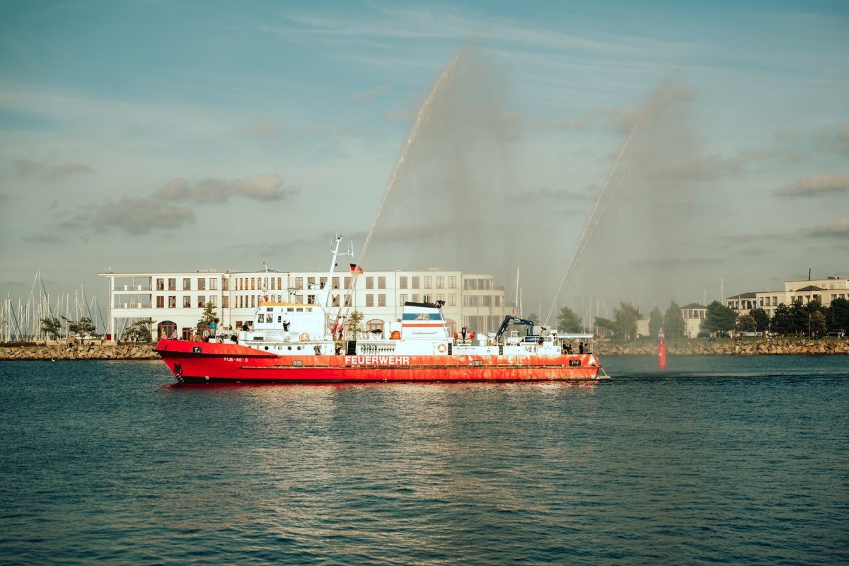 Ł&oacute;dź strażacka FLB-40-3 // &copy; David Garbe