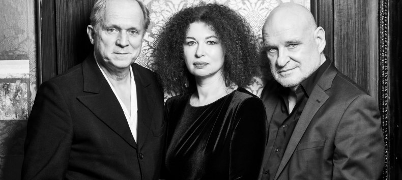 &copy; Brinkhoff-Moegenburg