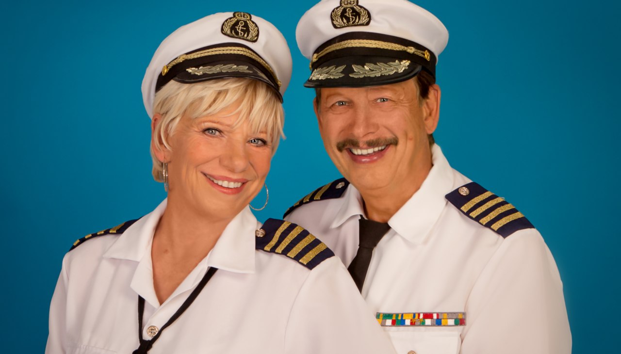 &copy; Jo_Josephine_Zwei_Kapit&auml;ne_auf_Schlagertour_erh_081225.jpg