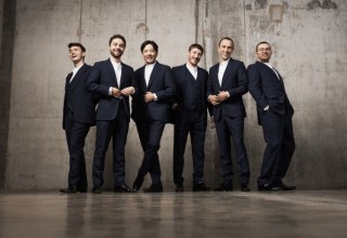 &copy; &copy; Benjamin Ealovega