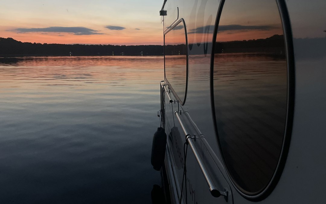 Woonboot voor 2 personen + 2 kinderen op de Müritz, vergunningsvrij, © Smobilia GmbH & Co. KG