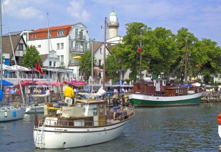 Maritime hustle and bustle at the Alter Strom, © René Legrand Maritime hustle and bustle at the Alter Strom, © René Legrand