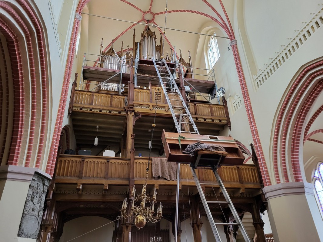 The Lütkemüller organ in Waren during the renovation in 2025 // © Stephan Fischer The Lütkemüller organ in Waren during the renovation in 2025 // © Stephan Fischer