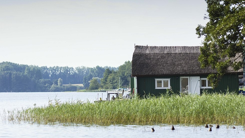 Onze aanlegsteigers in de Schweriner Outer See, © Campingplatz Seehof GmbH