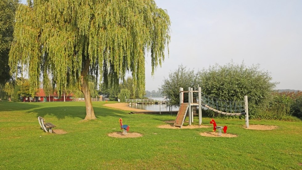 Sternberg am See lido - speeltuin, © TMV/Gohlke