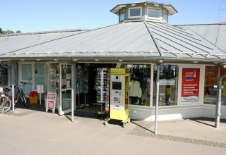 Tourist Service Sassnitz aan de voet van de pier, © Tourist Service Sassnitz