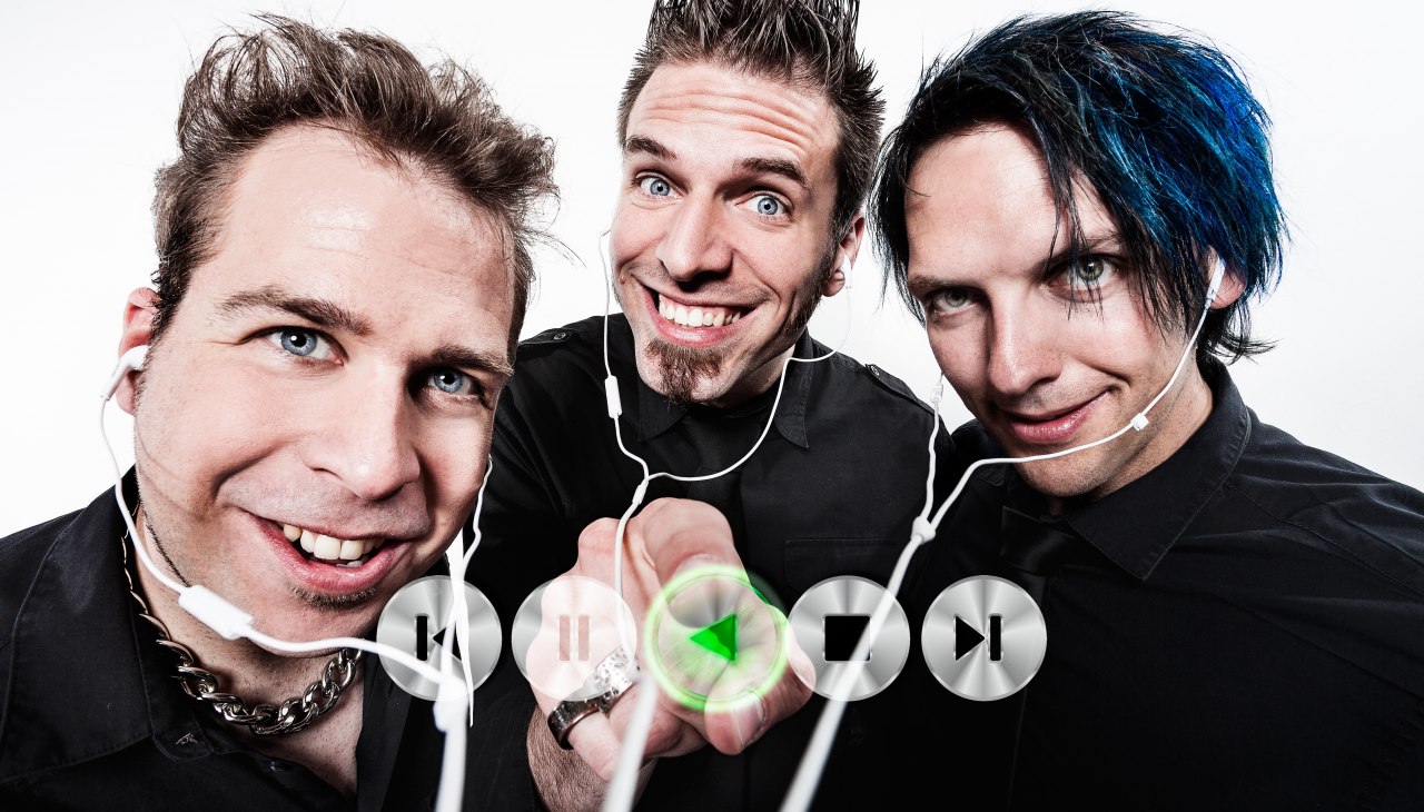 Dansavonden aan zee met "Tripod"., &copy; tripod