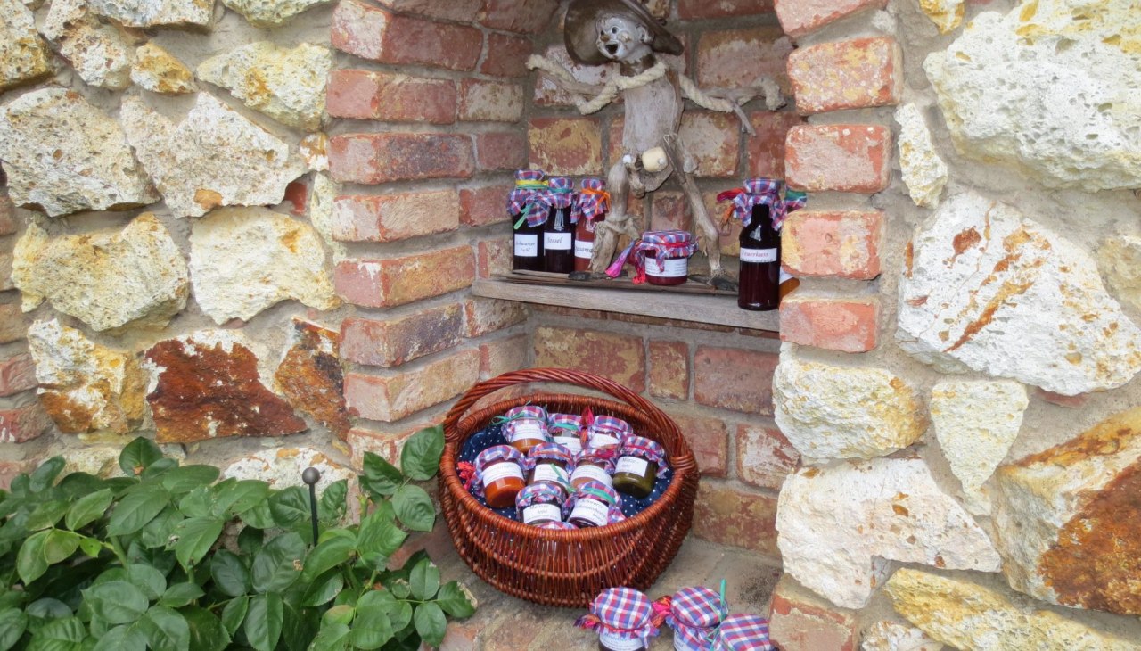 Liqueurs and spreads, © Monika Behnke