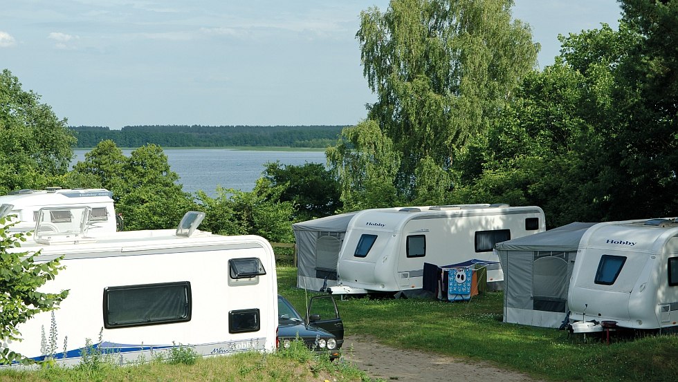 Als je geen eigen caravan hebt, kun je er een huren..., © Haveltourist GmbH & Co. KG