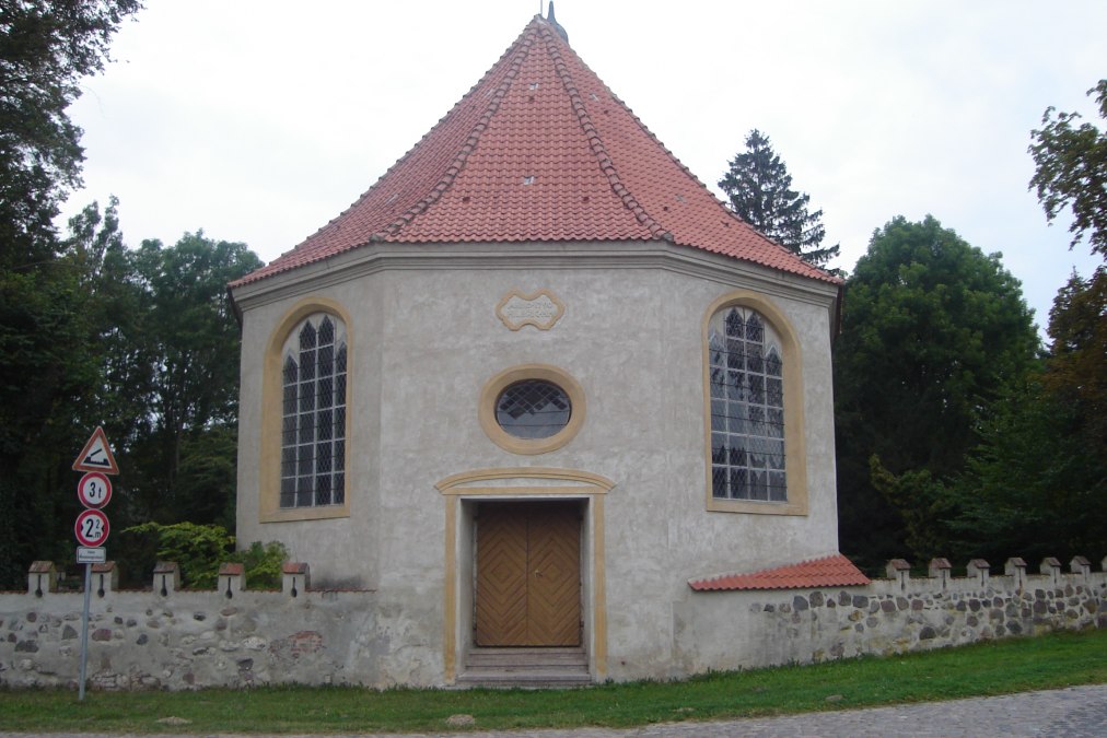 The church in Nehringen, © Tourismusverband Vorpommern e.V.