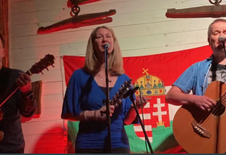 &copy; Zoltan Szekely