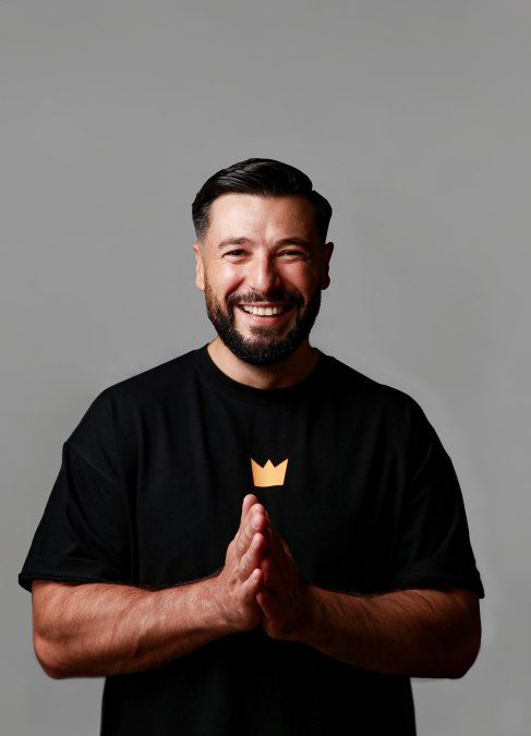 &copy; C&uuml;neyt Akan