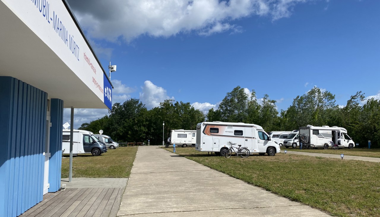 Motorhome parking at the marina, &copy; KUHNLE-TOURS