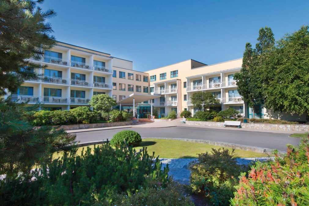 Widok z zewnątrz hotelu Bernstein w Prerow, © VELA Prerow GmbH