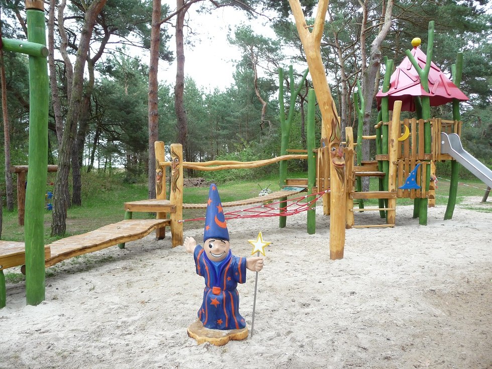 Widok na plac zabaw // &copy; Sabrina Wittkopf-Schade