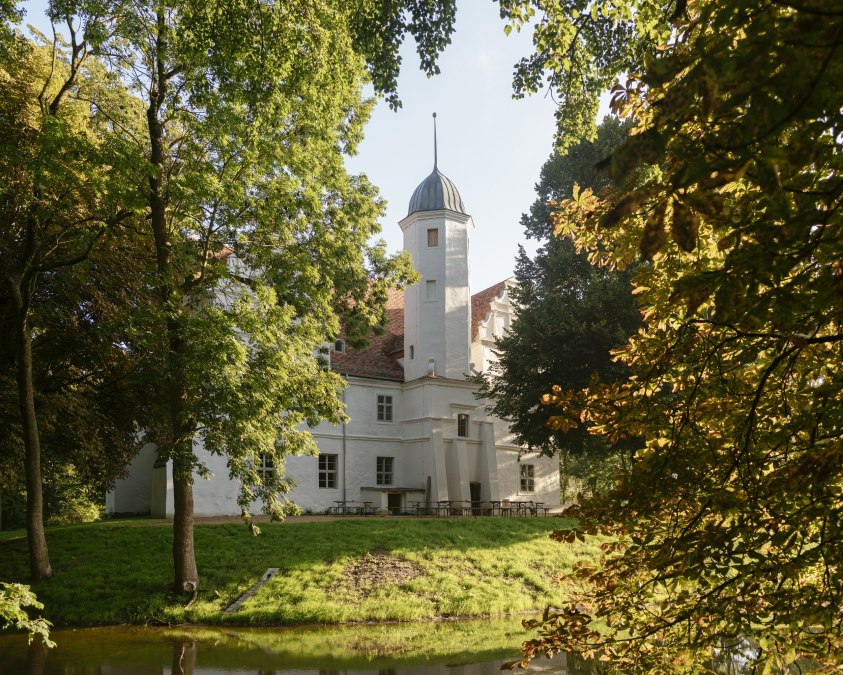 Zamek z fosą Quilow, © Wasserschloss Quilow/Philipp Meuser