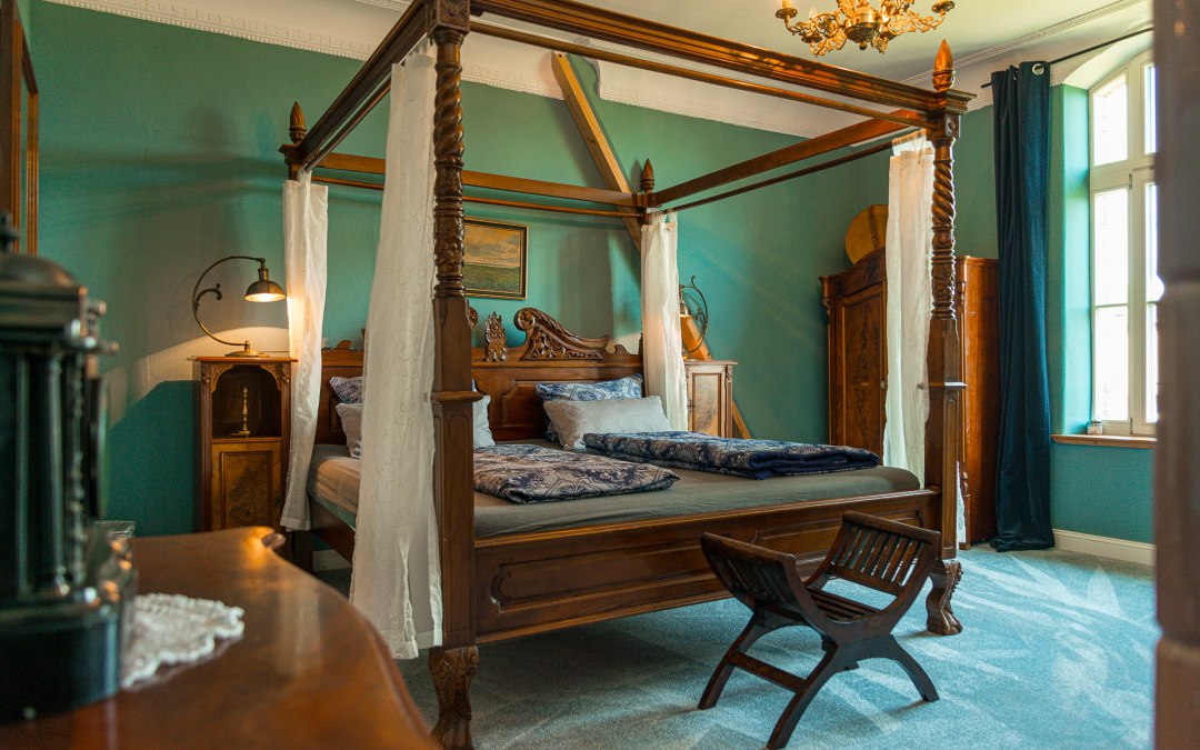 Luxe Suite, © Neil Kilindo