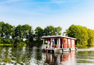 Mit dem BunBo auf dem Müritzarm in der Mecklenburgischen Seenplatte unterwegs // © MV-T/Kirchgessner Mit dem BunBo auf dem Müritzarm in der Mecklenburgischen Seenplatte unterwegs // © MV-T/Kirchgessner