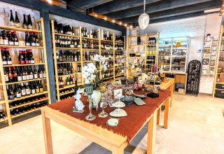 &copy; Leopold H&ouml;glinger