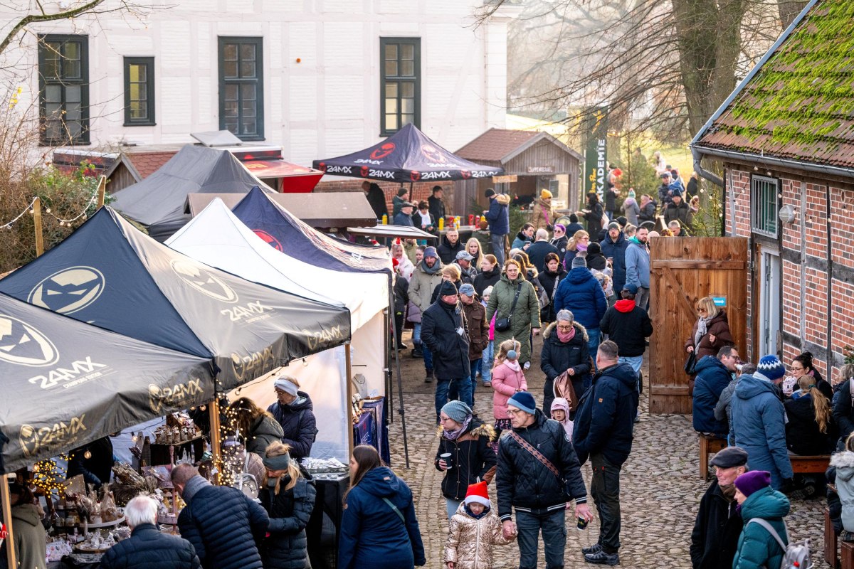Weihnachtsmarkt2 - Sarina Bruhn - klein, &copy; Sarina Bruhn