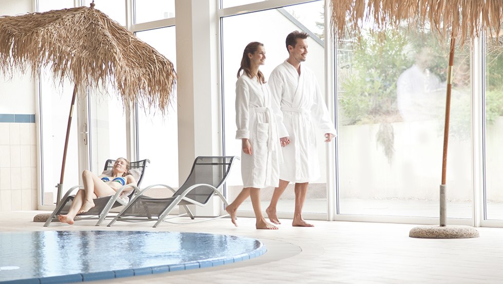De Mirow Spa in het hotel heeft een zwembad - gratis voor gasten. // © Ferienpark Mirow GmbH De Mirow Spa in het hotel heeft een zwembad - gratis voor gasten. // © Ferienpark Mirow GmbH