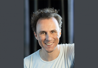 Ein Porträt vom Schauspieler Felix Meusel. // © Peter van Heesen Ein Porträt vom Schauspieler Felix Meusel. // © Peter van Heesen