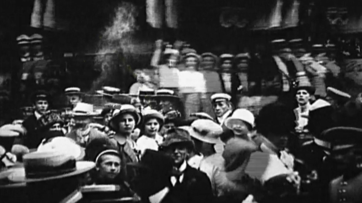 &copy; Luna Filmtheater