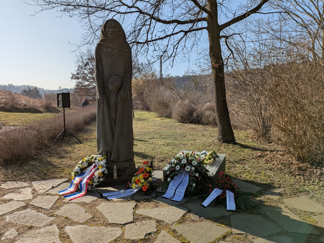Herdenking van de vrouwenherdenking in Ostsadt, &copy; Vier-Tore-Stadt Neubrandenburg