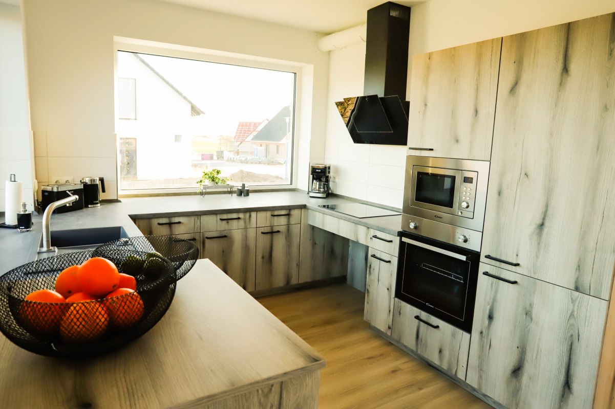 H-134, &copy; E. Gazioch