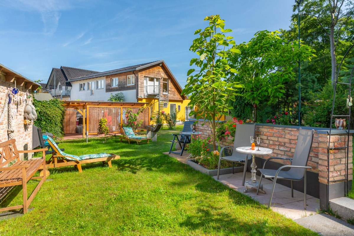 Our Guest Garden // &copy; Pension Buchfink