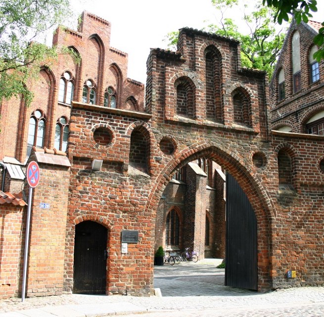 One of the few remaining monasteries in northern Germany. // &copy; Tourismuszentrale Hansestadt Stralsund