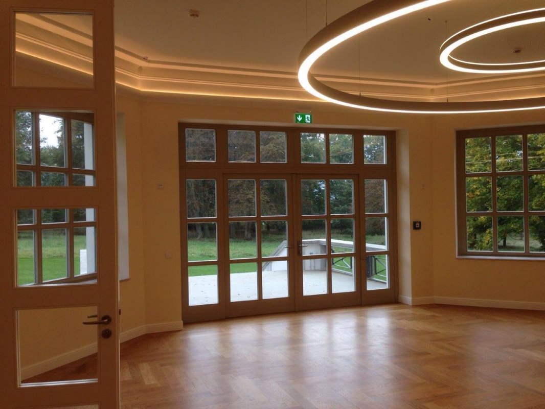 A modern house in a historic building. // © Schloss Schwiessel A modern house in a historic building. // © Schloss Schwiessel