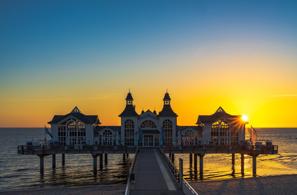 De beroemde pier van Sellin is het hele jaar door een toeristische trekpleister op Rügen. Hij ligt in de directe omgeving van het Park Hotel Sellin., © Celina Häfker/ Shunjit D´Costa