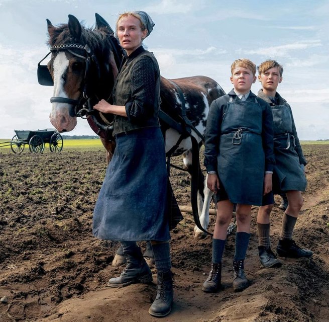 © Warner Broth. Entertainment