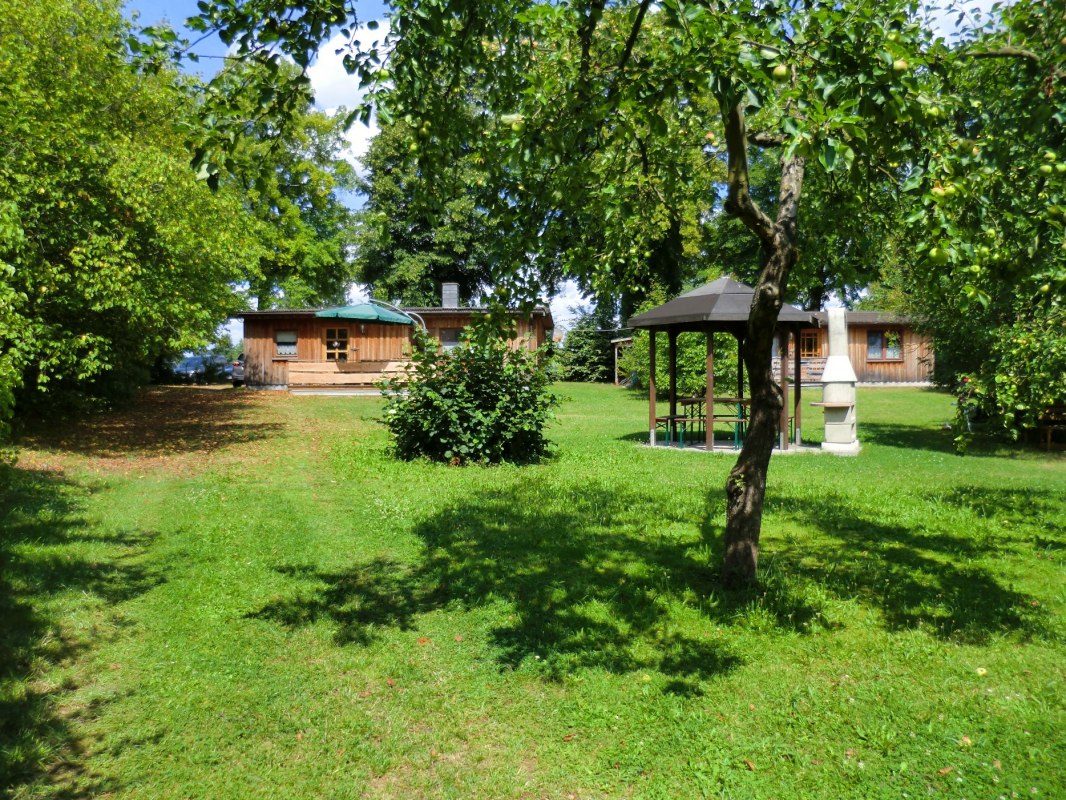 Cottages with barbecue, &copy; Petra Asmuss