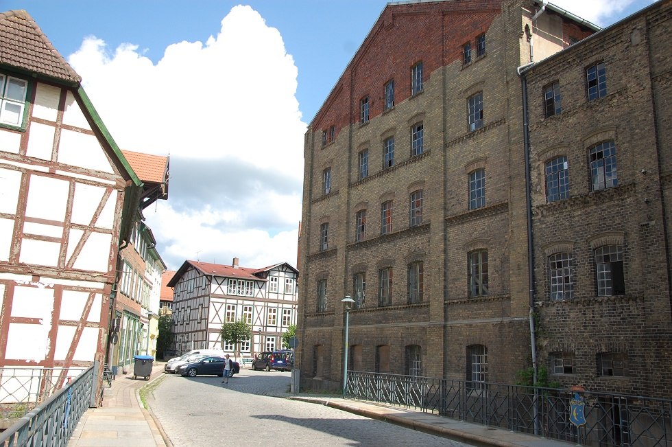 Het gele bakstenen deel van het gebouw is het oudste deel van de Bolbrüggemolen., © Gabriele Skorupski
