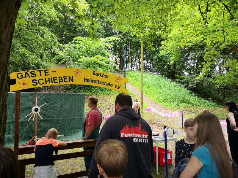 kruisboogschieten-voor-gasten-barther-kinderfeest, © Paszehr