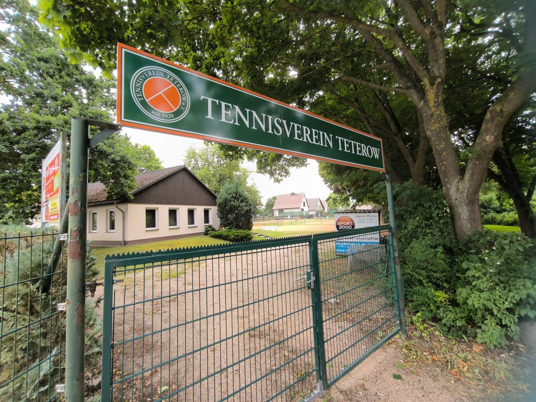 Tennisplatz, &copy; Jana Koch