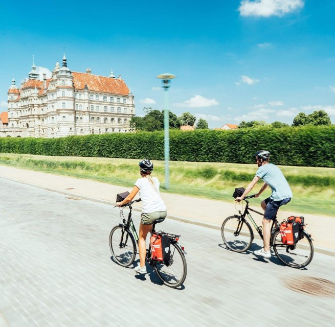 Harbor terrace in the Hanseatic City of Stralsund, &copy; TMV/G&auml;nsicke