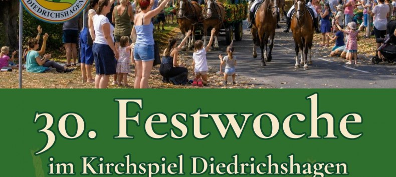 Arrival of the Parade // © Verein zur Traditionspflege im Kirchspiel Diedrichshagen Arrival of the Parade // © Verein zur Traditionspflege im Kirchspiel Diedrichshagen