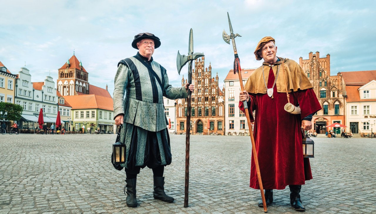 Wycieczka z nocnym stróżem w Greifswaldzie, © Wally Pruß Wycieczka z nocnym stróżem w Greifswaldzie, © Wally Pruß