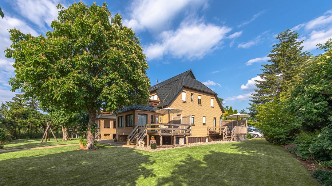 Landhaus R&uuml;geband vorn, &copy; Landhaus R&uuml;geband