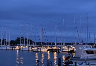 Avondsfeer in de jachthaven, © byc Avondsfeer in de jachthaven, © byc
