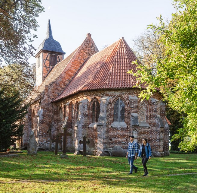 Half-timbered church in Landow, © TMV/Gross