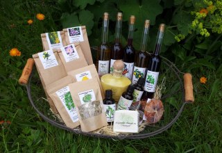 Kleine productselectie, © Heike Voigt - Edle Tropfen Kräuterspezialitäten
