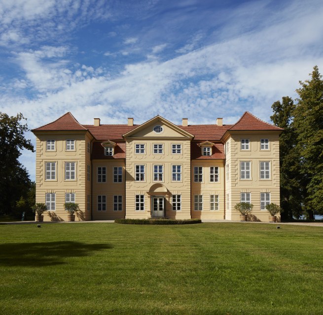 &copy; Schloss-Mirow&copy;SSGK-MV