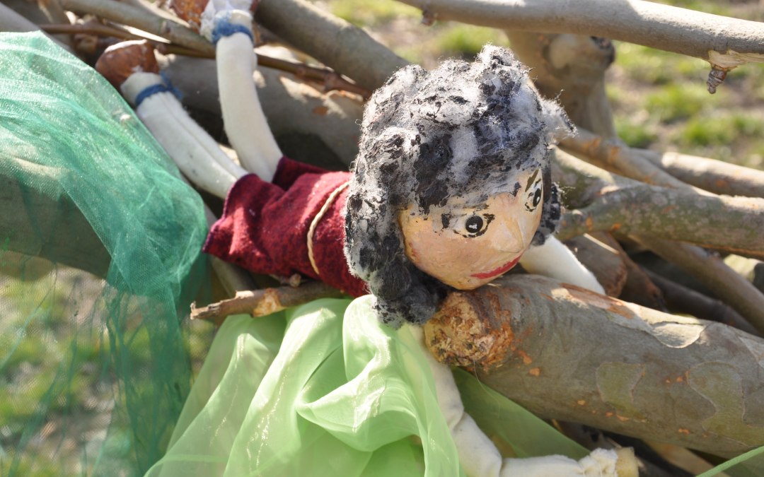 Ronja_Räubertochter_1_Puppet_Theatre_Fingerleicht, © Katharina Fial